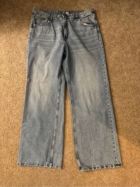 Women's Light Blue Straight-Leg Jeans